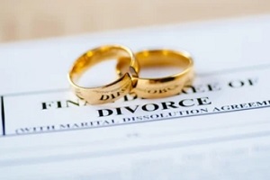 anillos de boda en acuerdo de divorcio